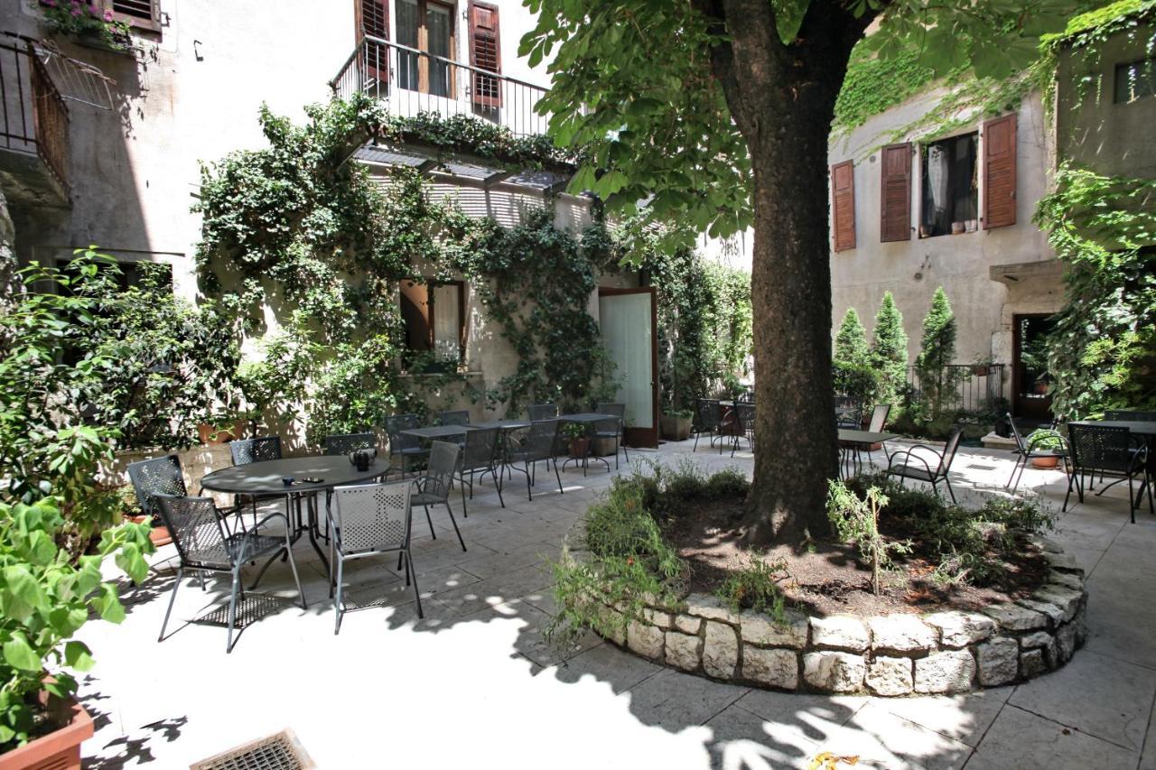 Albergo Accademia Trient Exterior foto